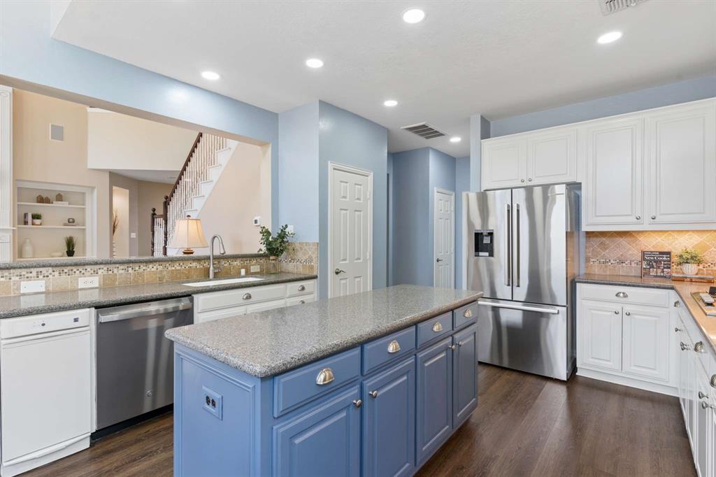 8609 Spectrum Drive Property Photo 7