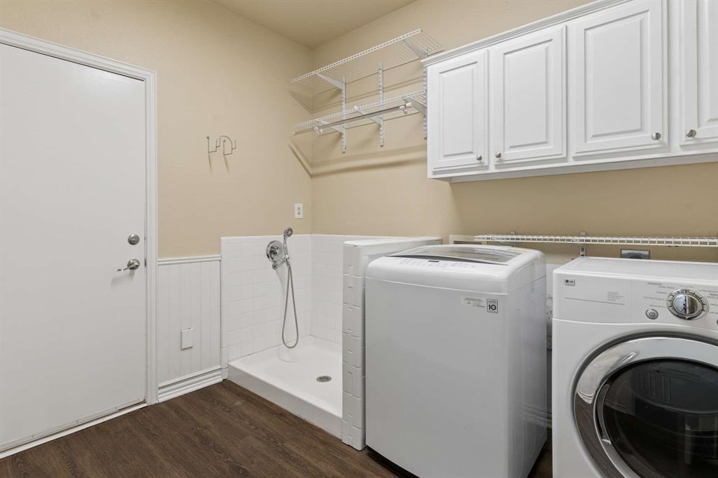 8609 Spectrum Drive Property Photo 26