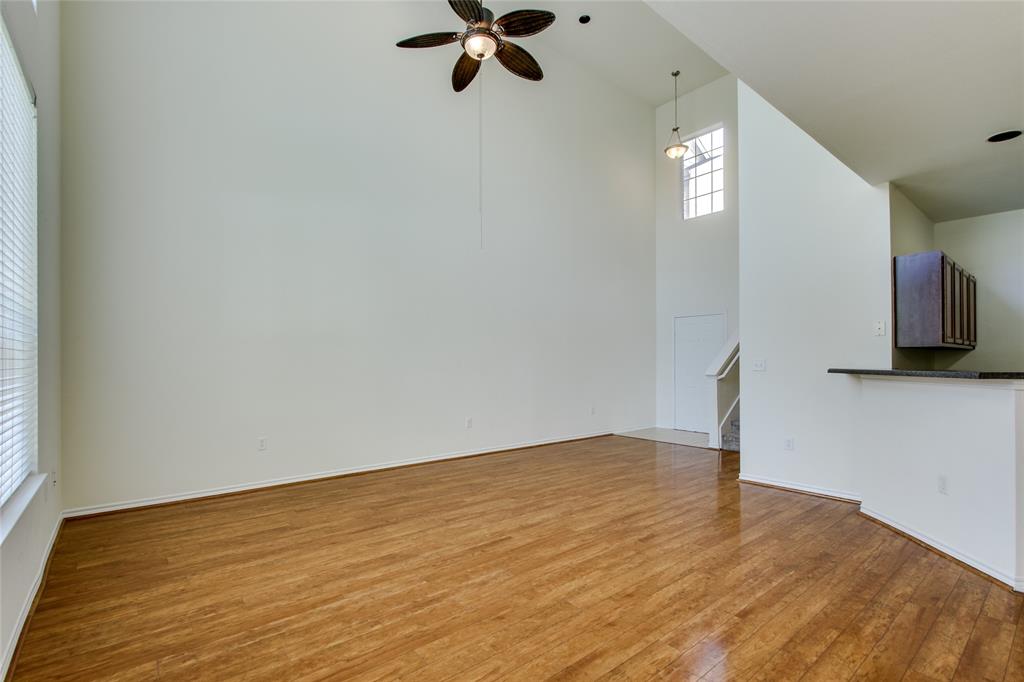 1041 Colonial Drive Property Photo 8