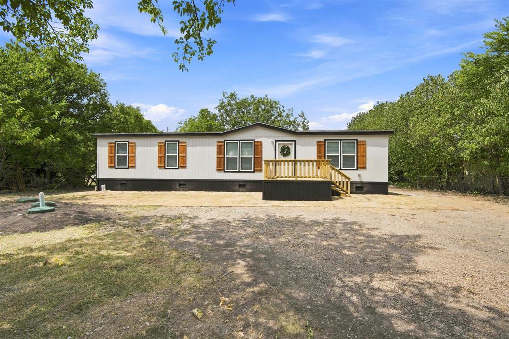 205 Lazy Lane Property Photo 1