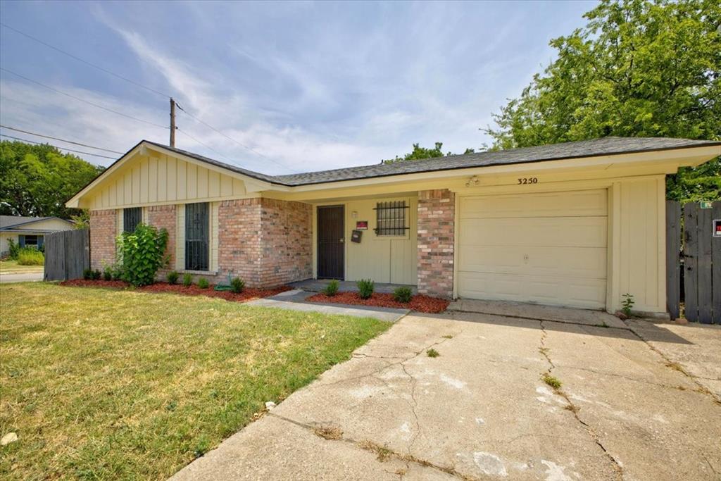 3250 Pacesetter Drive Property Photo 1