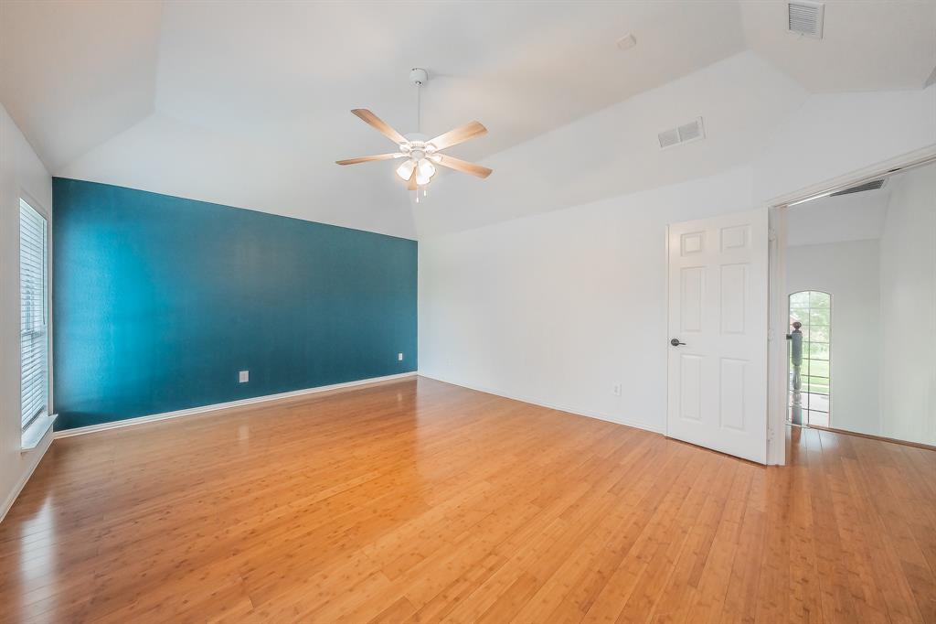 10503 Waters Drive Property Photo 29