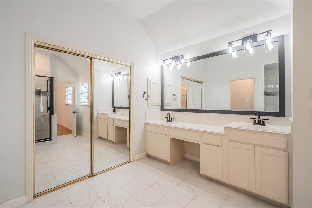10503 Waters Drive Property Photo 30