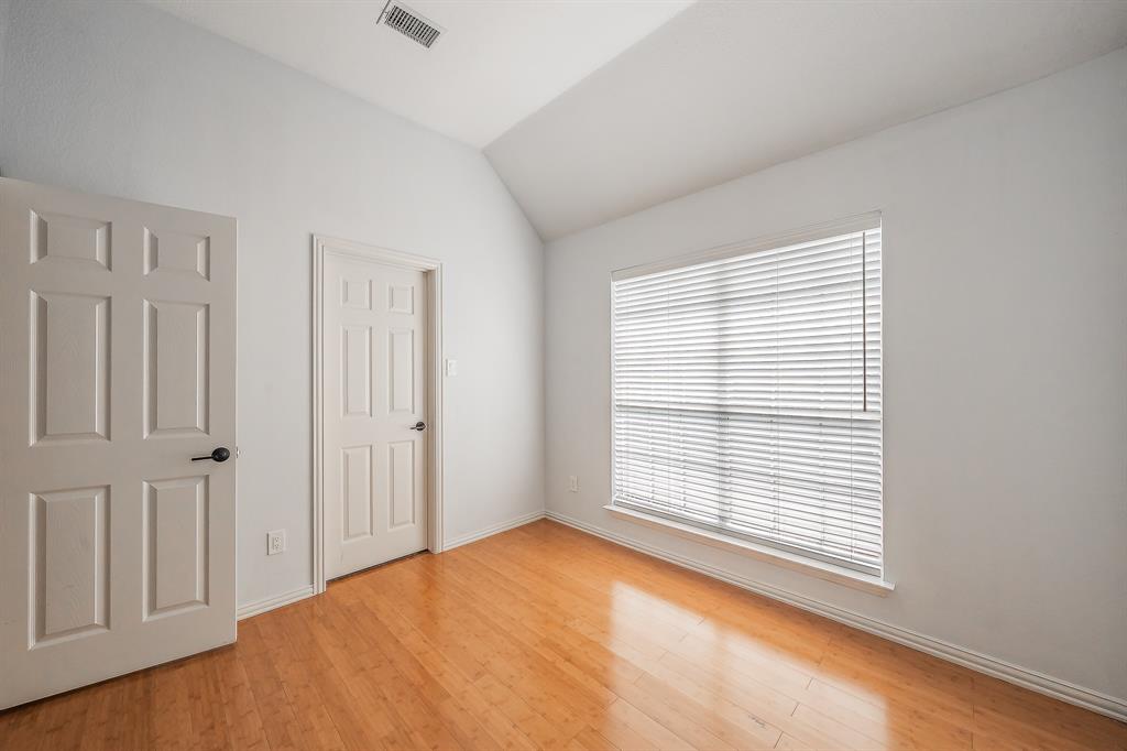 10503 Waters Drive Property Photo 33