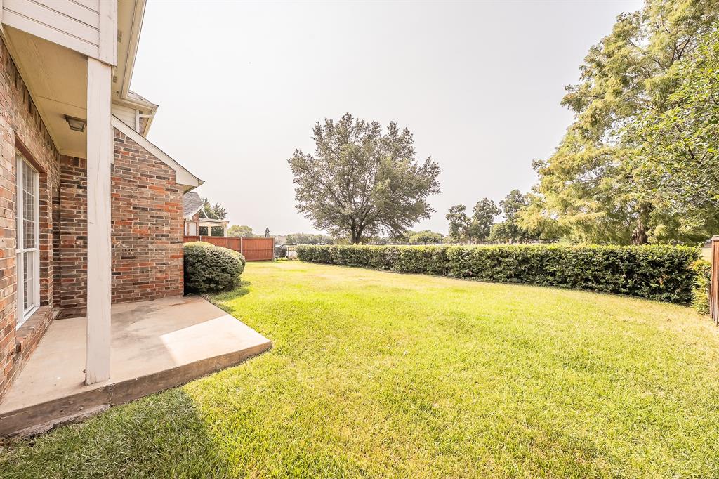 10503 Waters Drive Property Photo 34