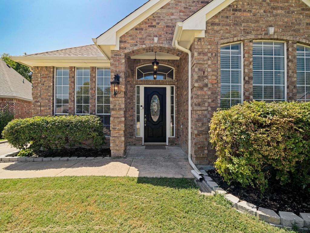 952 Chad Way Property Photo 3