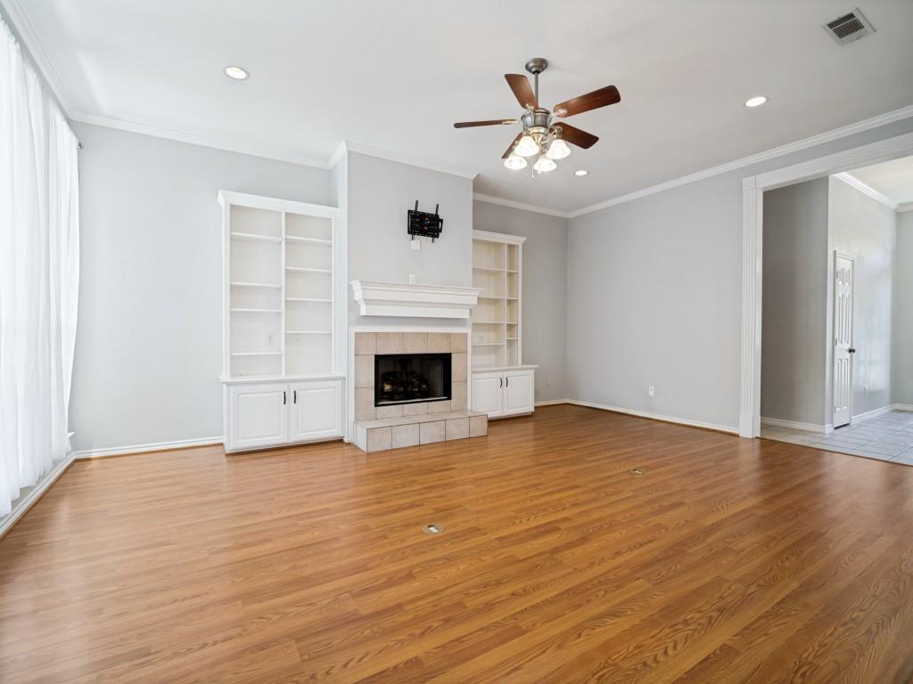 952 Chad Way Property Photo 6
