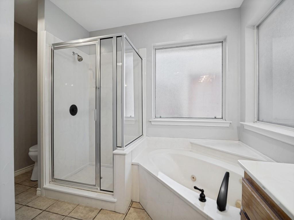 952 Chad Way Property Photo 16