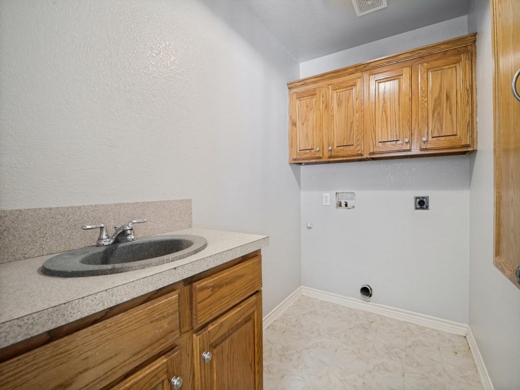 952 Chad Way Property Photo 21