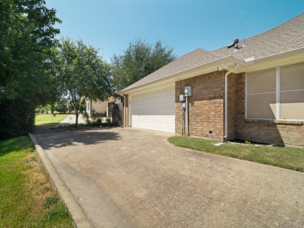 952 Chad Way Property Photo 23
