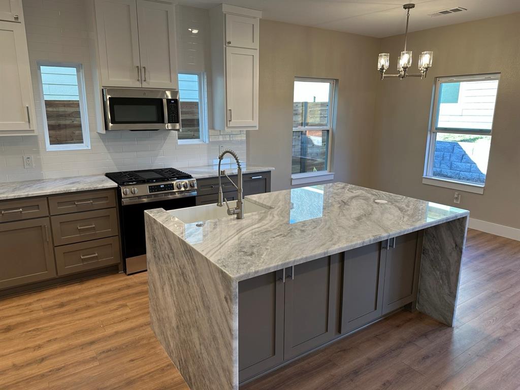 505 Southren Drive Property Photo 10