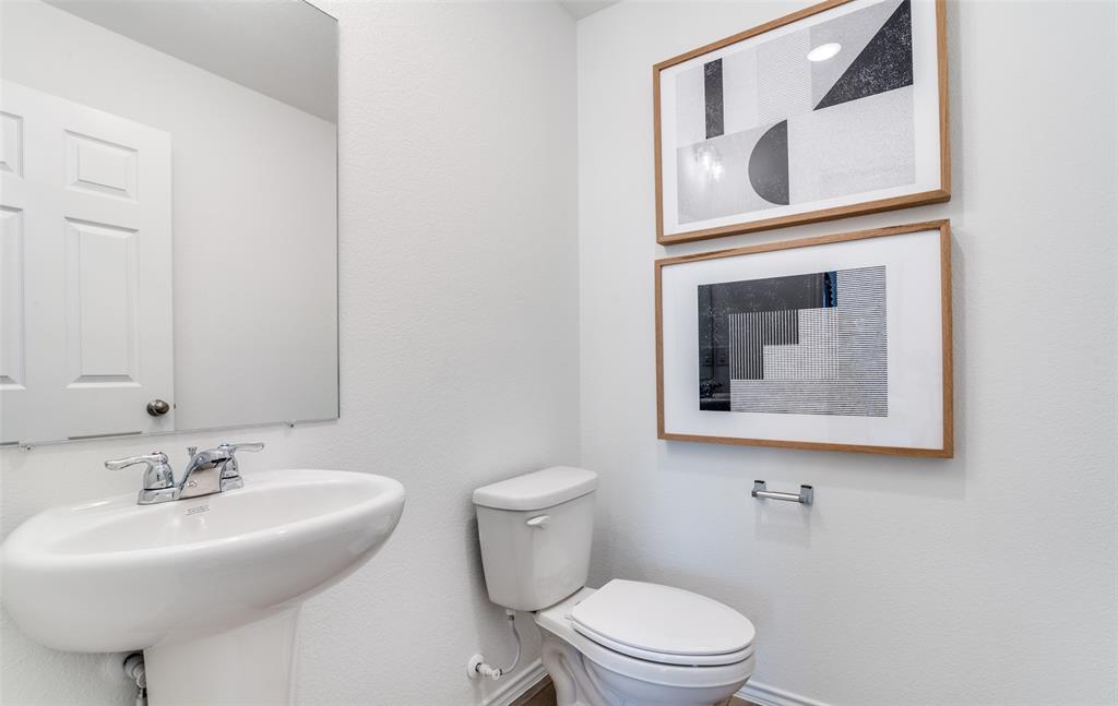 2459 Arbutus Drive Property Photo 16