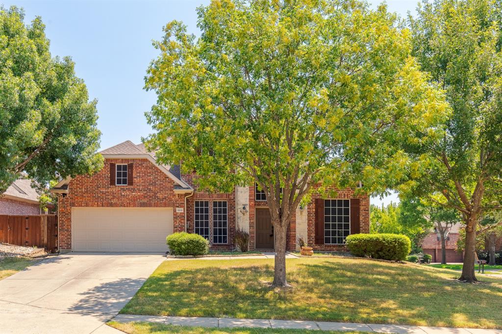 1913 Abilene Way Property Photo 3