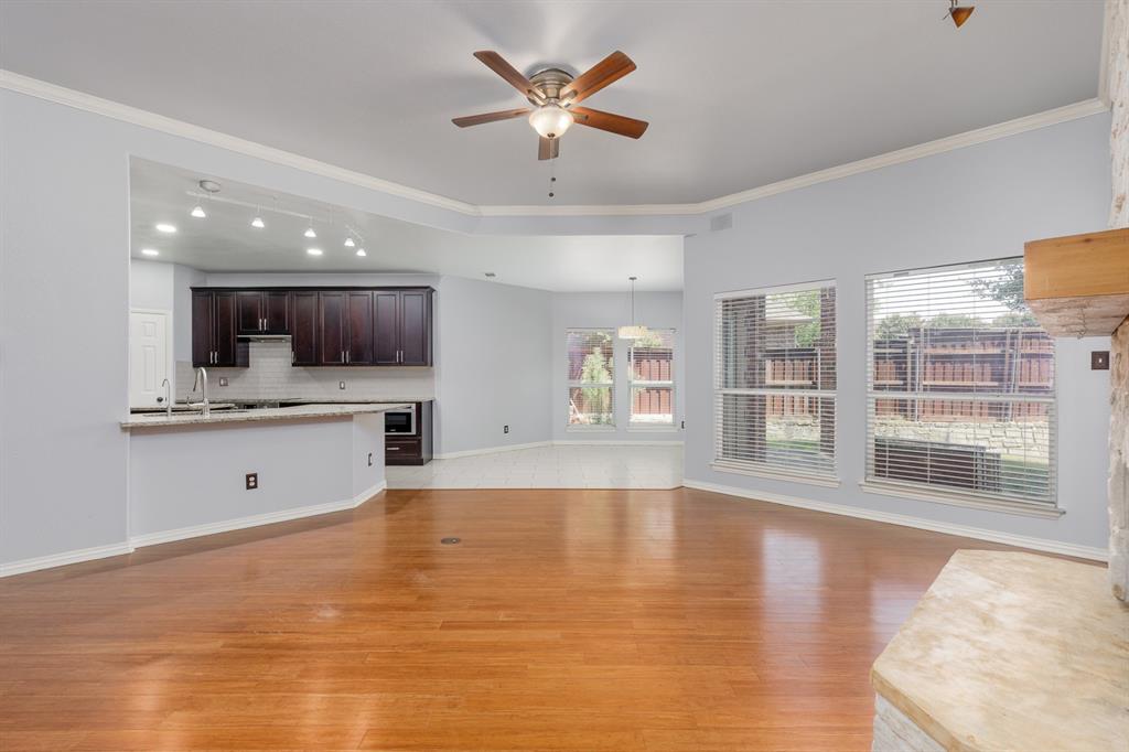 1913 Abilene Way Property Photo 10