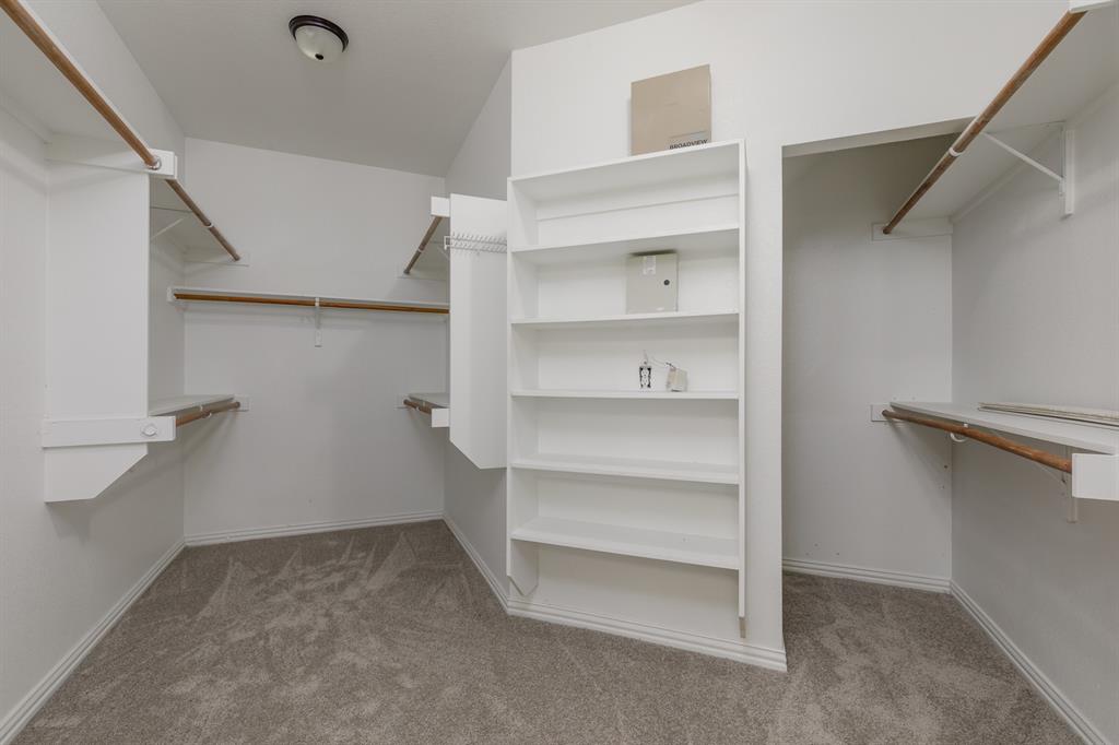 1913 Abilene Way Property Photo 21