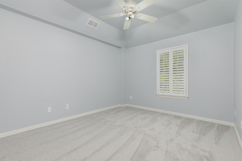 1913 Abilene Way Property Photo 27
