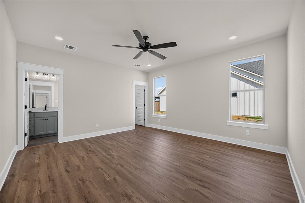 181 Chisholm Trail Property Photo 25
