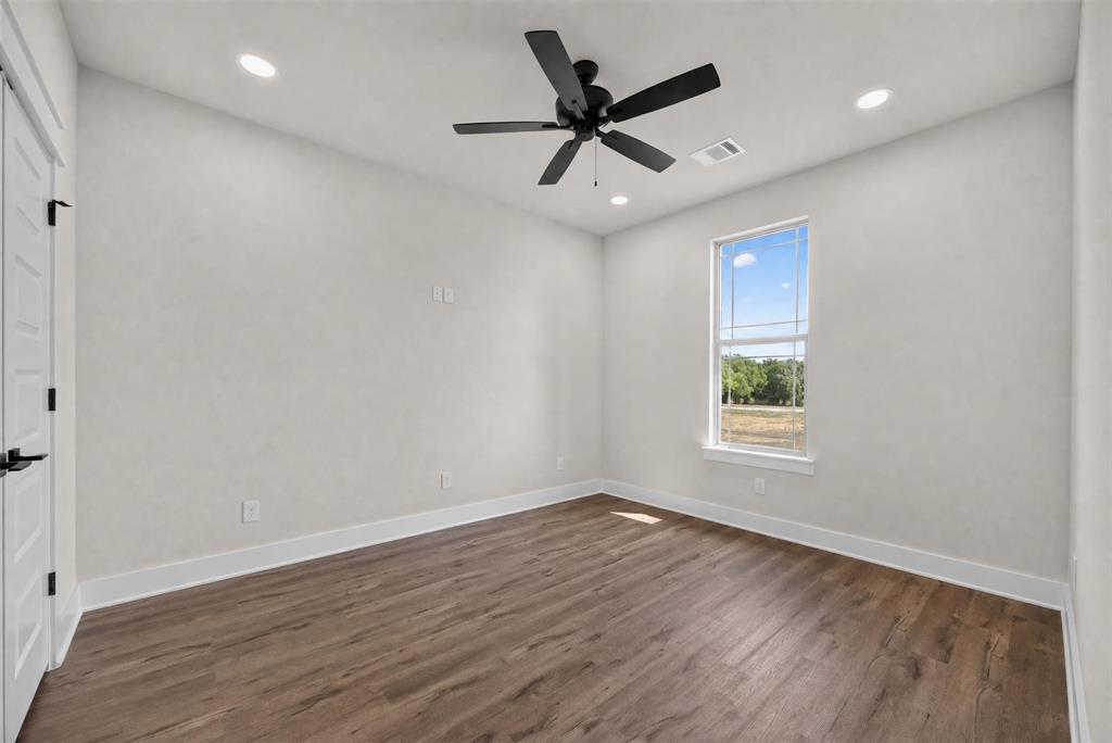 181 Chisholm Trail Property Photo 31