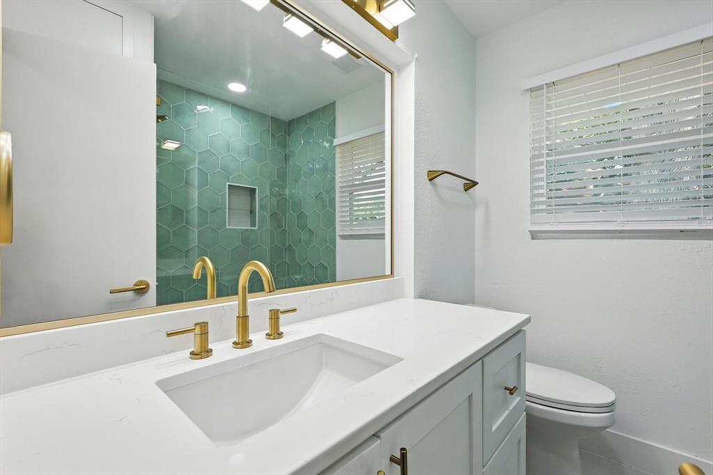 6519 Ravendale Lane Property Photo 14