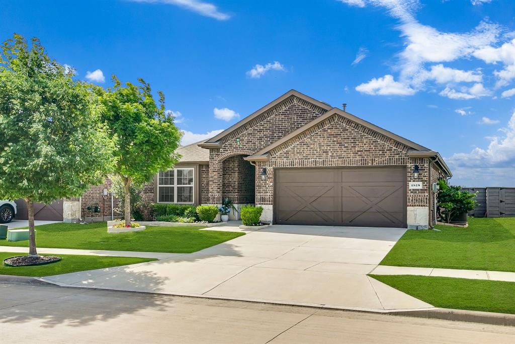 1528 Grassy Knoll Trail Property Photo 1