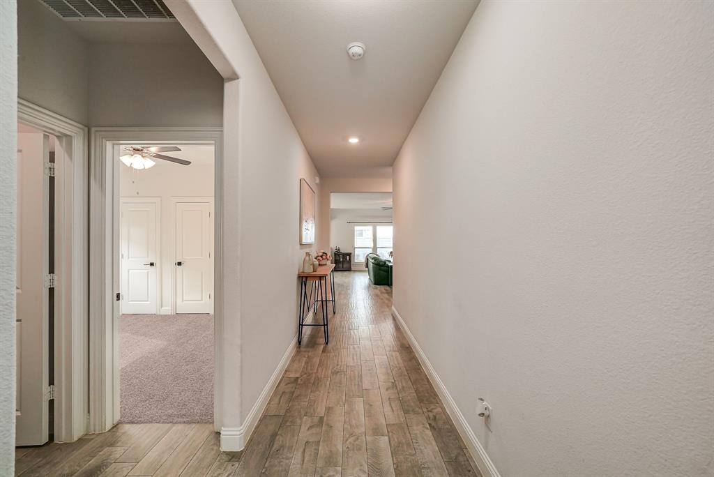 1528 Grassy Knoll Trail Property Photo 7