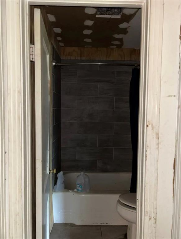 1409 W 13th Street Property Photo 8