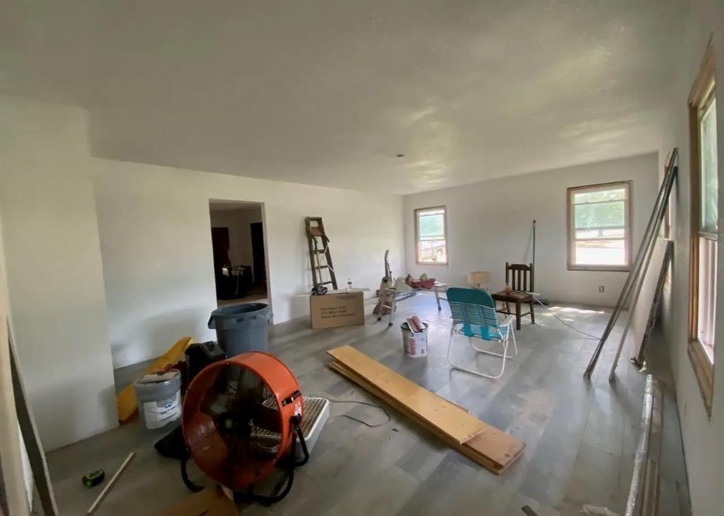 1409 W 13th Street Property Photo 20