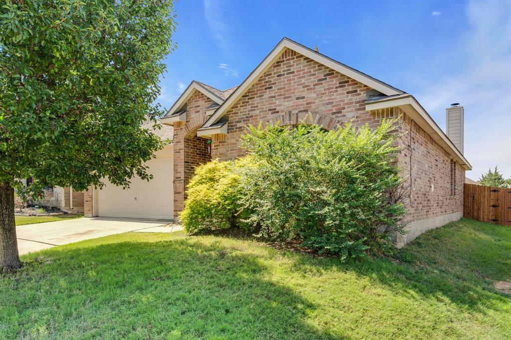 3908 Cloud Cover Road Property Photo 2