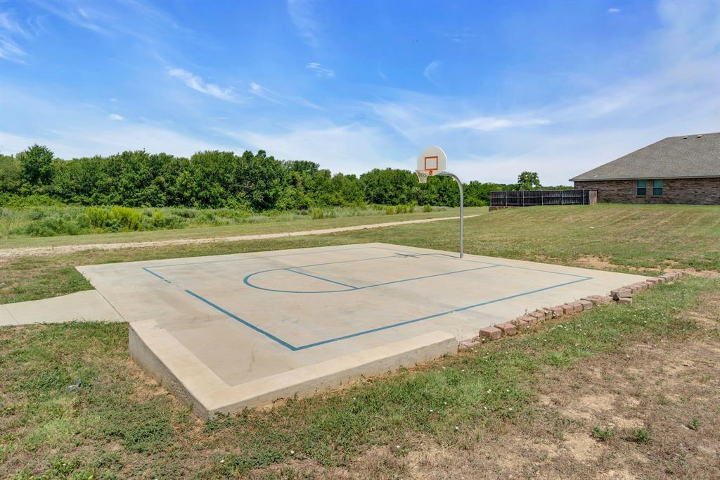 3908 Cloud Cover Road Property Photo 24