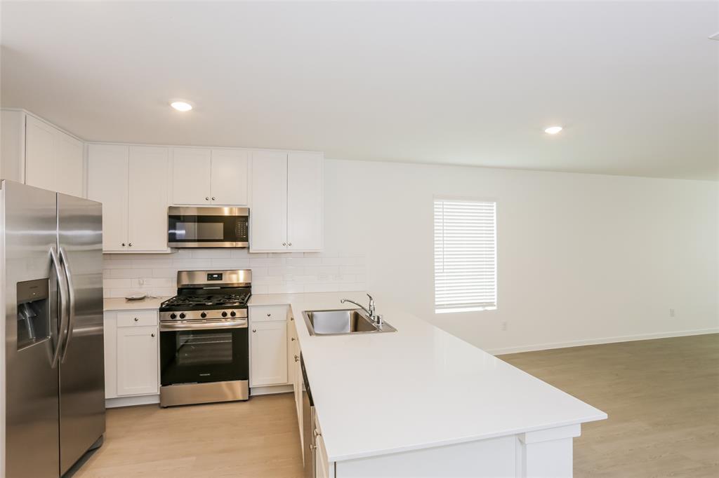 15208 Grappling Irons Lane Property Photo 4