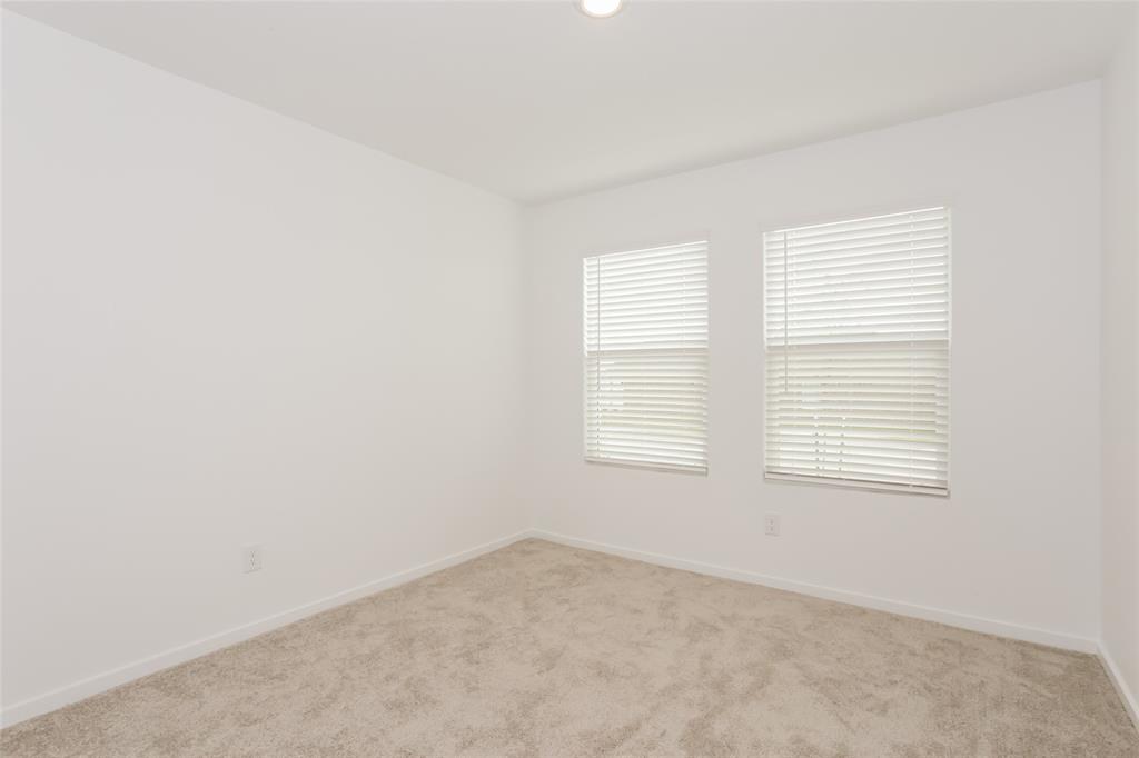 15208 Grappling Irons Lane Property Photo 13