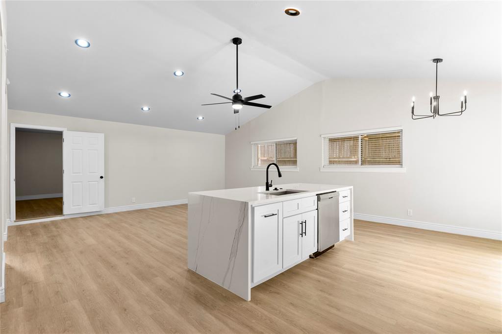1212 Stevens Ridge Drive Property Photo 6