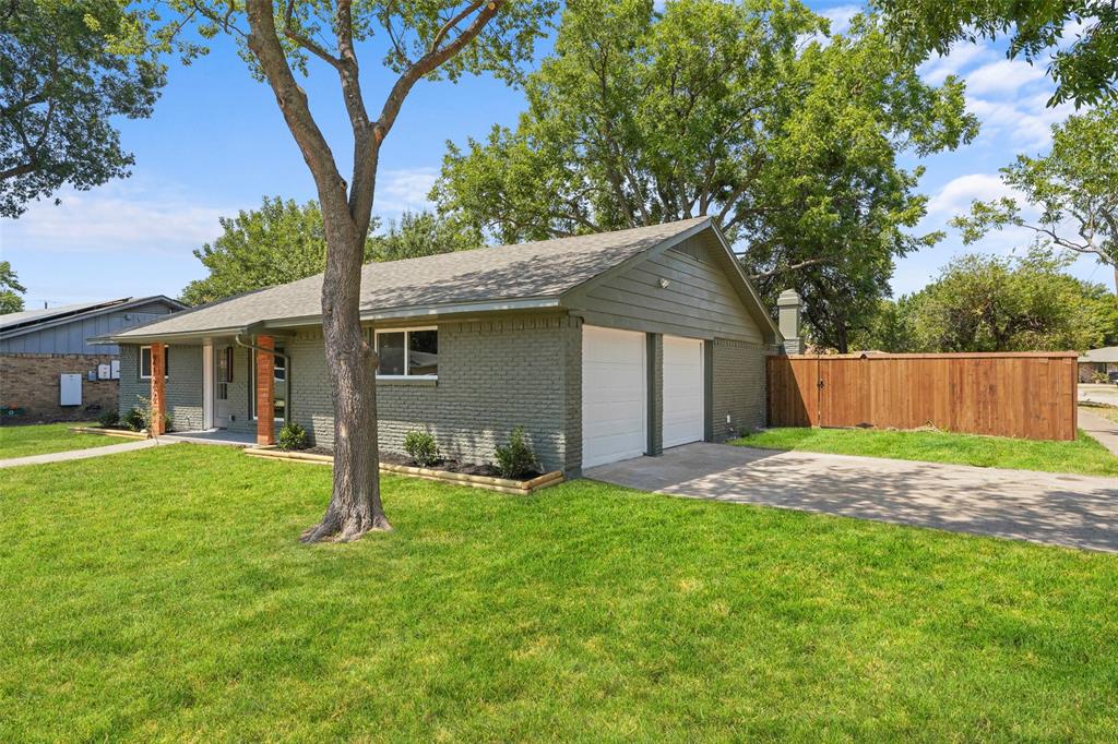 2122 Lemart Street Property Photo 2
