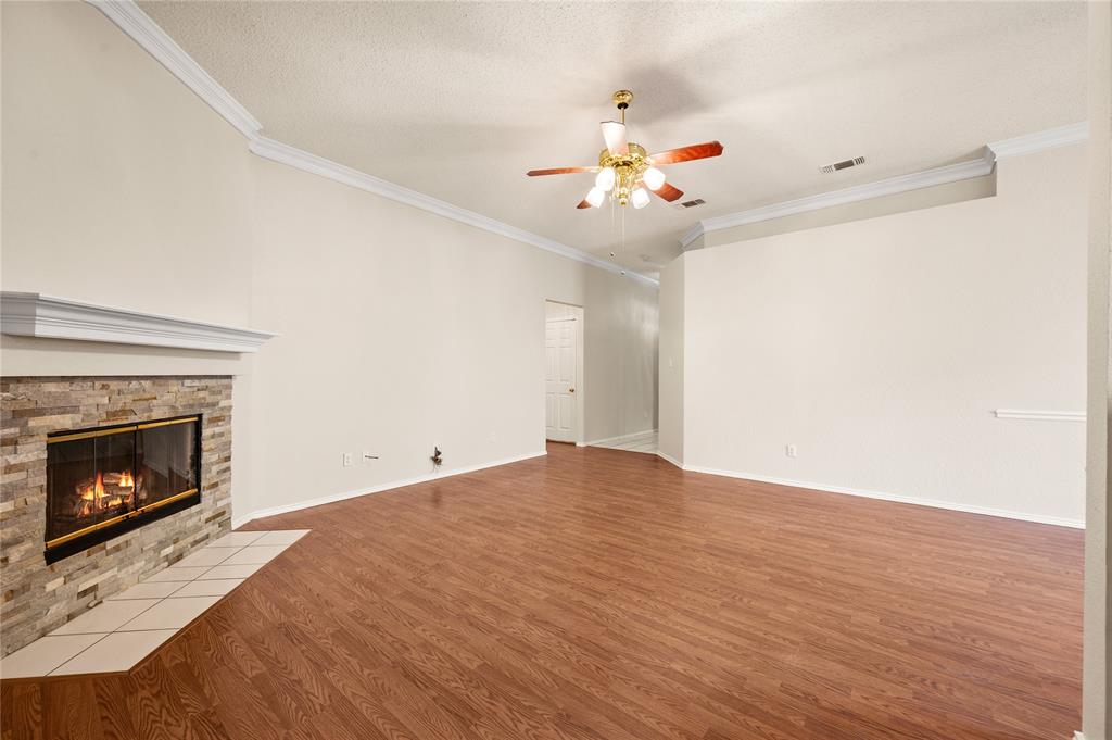 3321 Harbourtown Drive Property Photo 10
