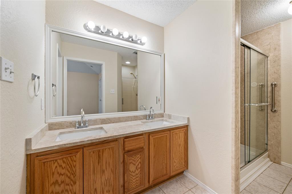 3321 Harbourtown Drive Property Photo 25