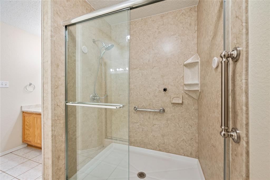 3321 Harbourtown Drive Property Photo 28