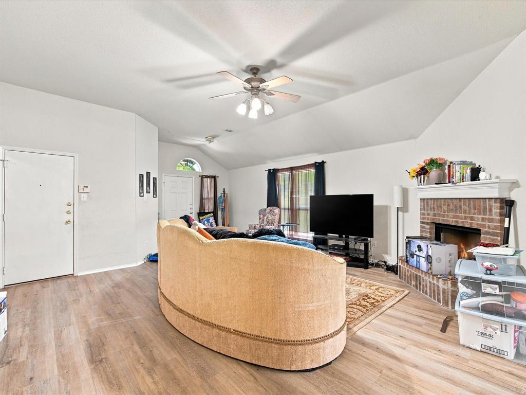 1011 Cruise Street Property Photo 10