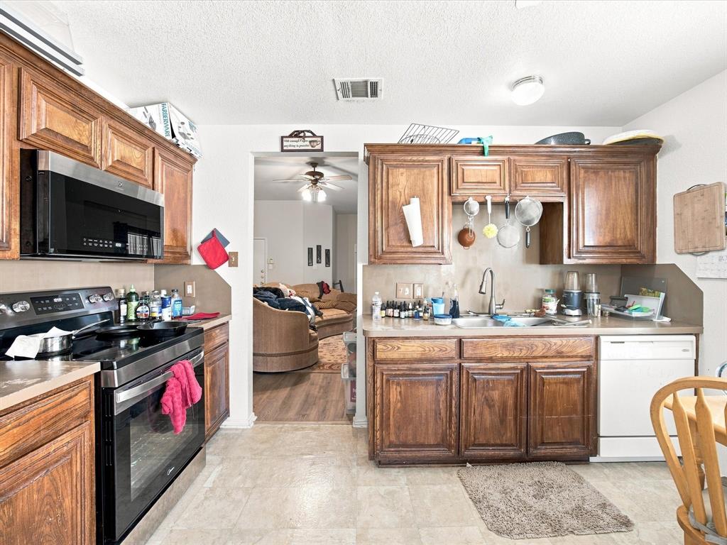 1011 Cruise Street Property Photo 13