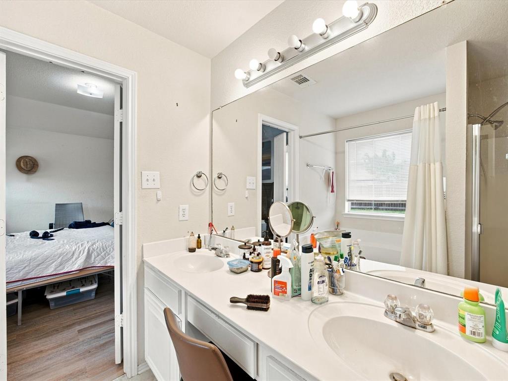 1011 Cruise Street Property Photo 22