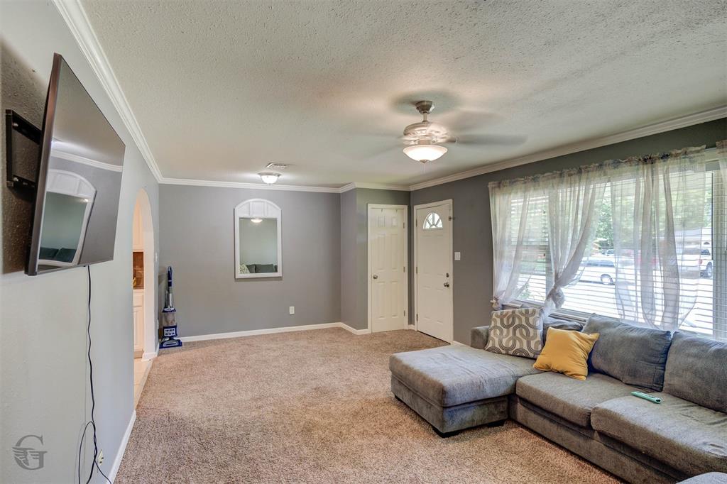 2612 Douglas Drive Property Photo 5