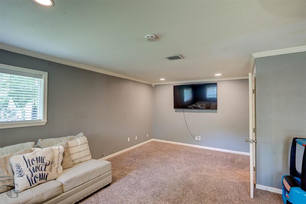 2612 Douglas Drive Property Photo 6