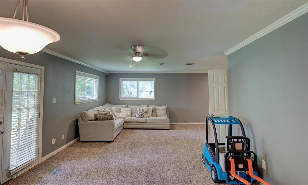 2612 Douglas Drive Property Photo 8