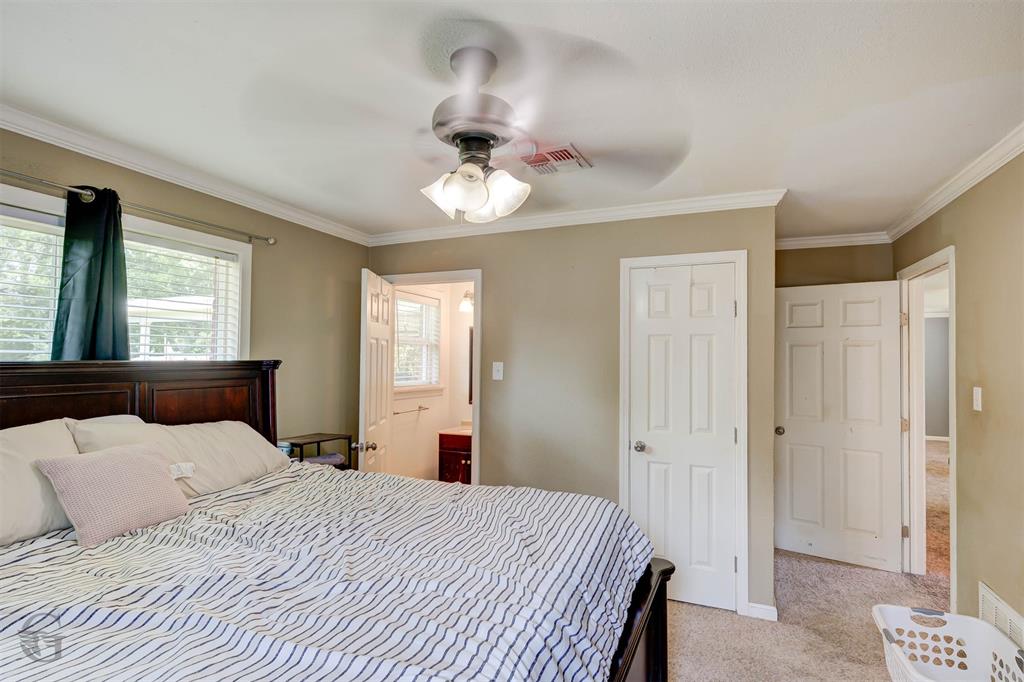 2612 Douglas Drive Property Photo 11