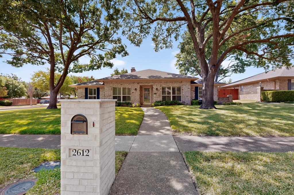 2612 Mollimar Drive Property Photo 1