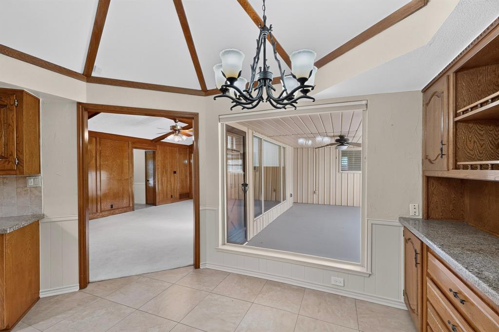 2612 Mollimar Drive Property Photo 9