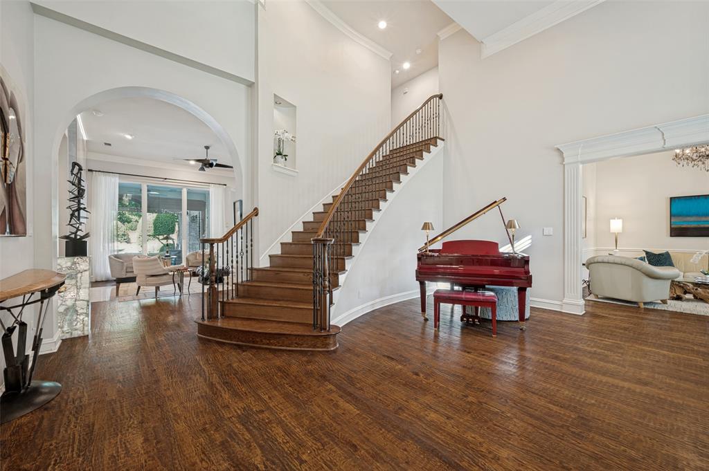 5765 Red Hill Lane Property Photo 3