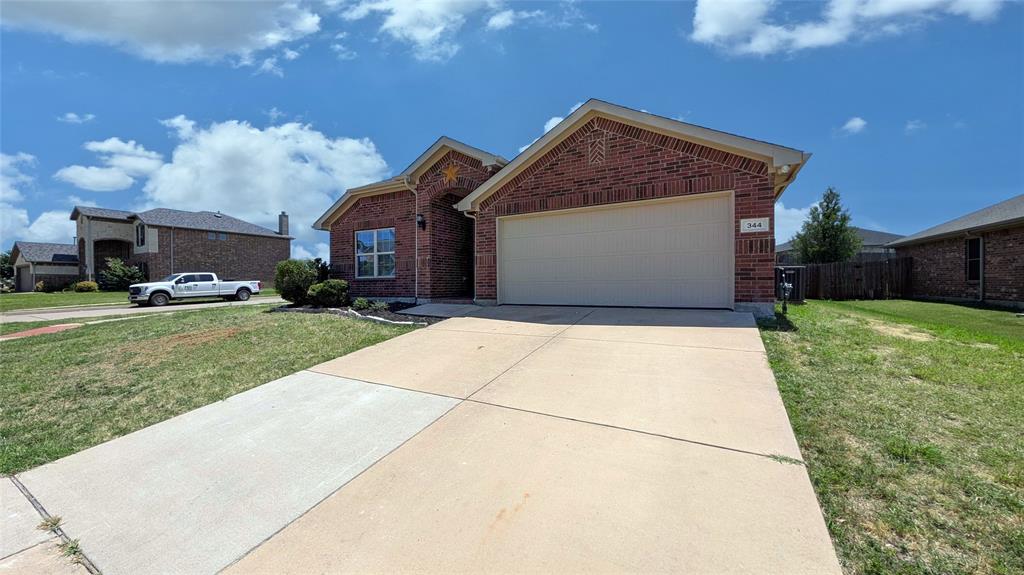 344 Coral Vine Lane Property Photo 2