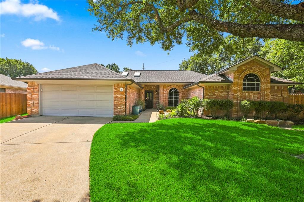 3 Roaring Creek Court Property Photo 1