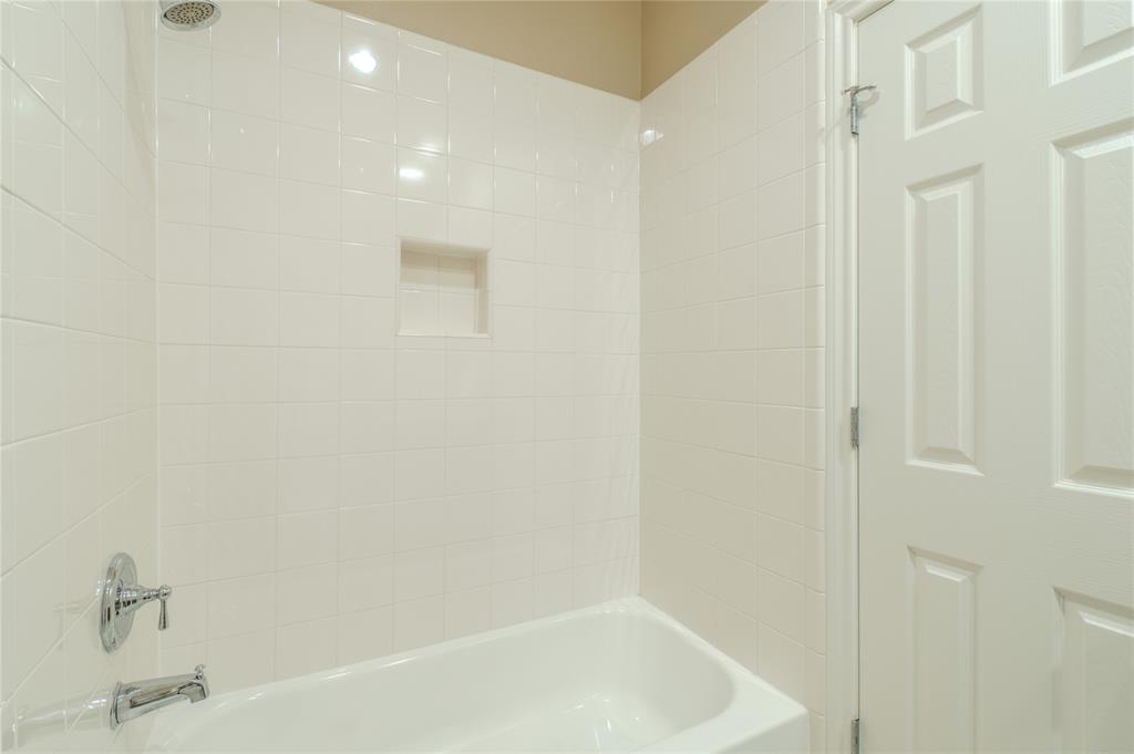 6050 Portrush Drive Property Photo 17