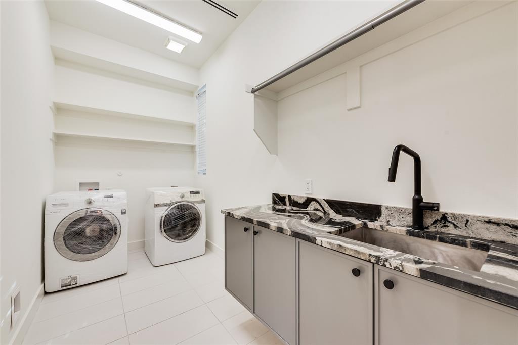 6411 Royal Lane Property Photo 31